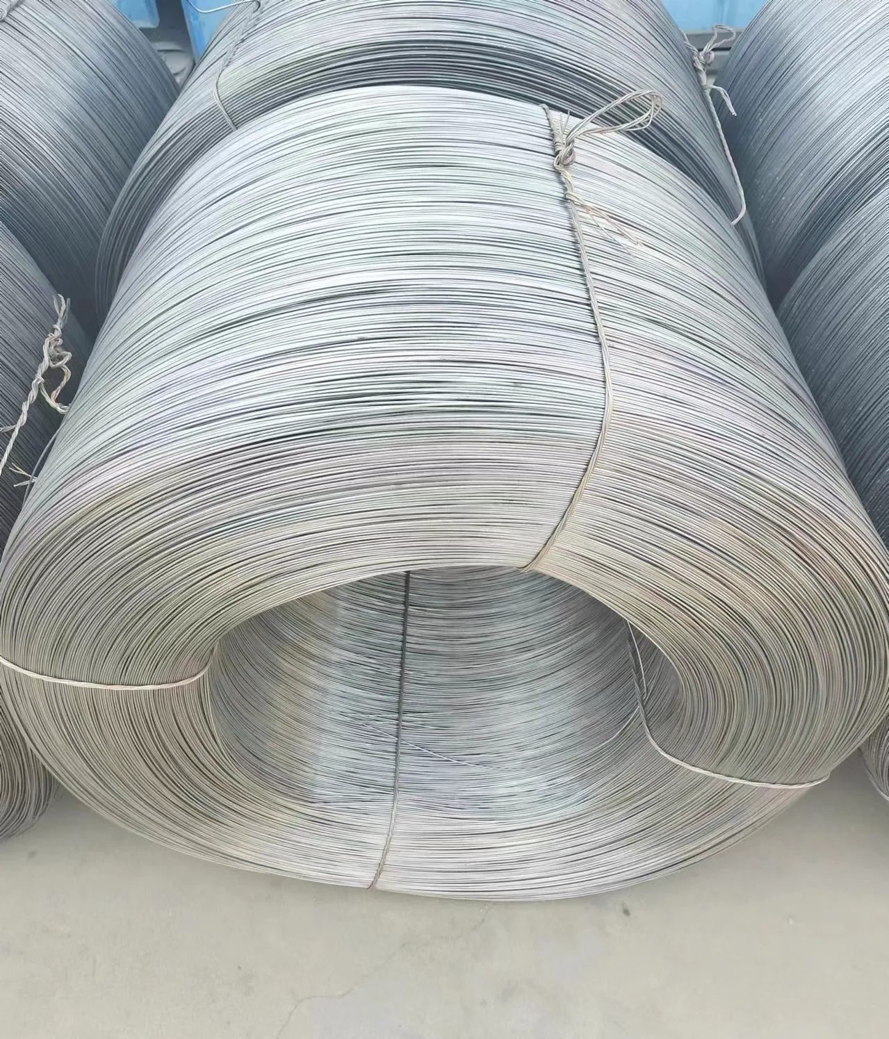 Heavy-Duty 1"x2" Welded Wire for Strong Fencing & Reinforcement Heavy-Duty 1"x2" Welded Wire for Strong Fencing & Reinforcement