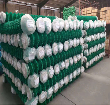 PVC Coated Chain Link: The Transparent Barrier's Evolution PVC Coated Chain Link: The Transparent Barrier's Evolution